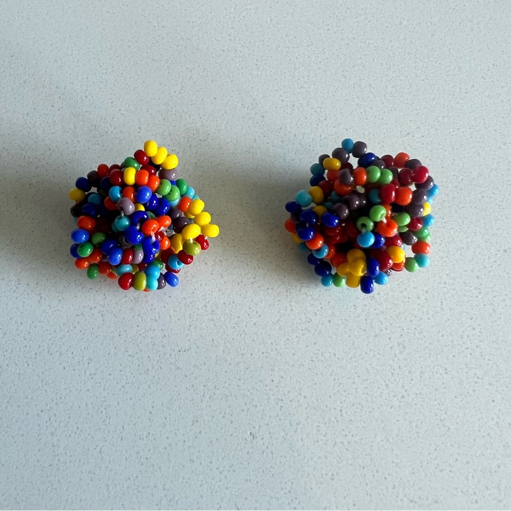 Small size bohemian seed handmade beaded stud earrings